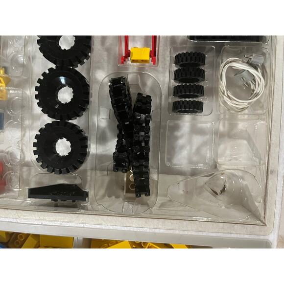 Vintage LEGO Universal Building Set #404 W/ Orig. Box And Instruction Manual - Picture 14 of 16